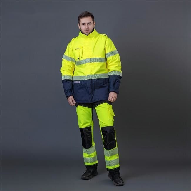220 To 260gsm High Visibility Safety Work Uniforms Waterproof For Industry Workers